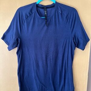 Lululemon Men's Drysense Short Sleeve Shirt Medium Cosmic Blue